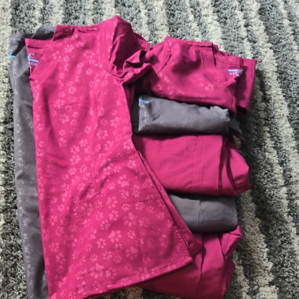 Healing Hands Paw Print Scrubs